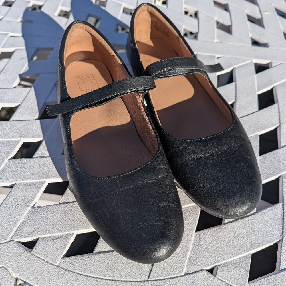 Naturalizer Black Mary Jane Flats sz9